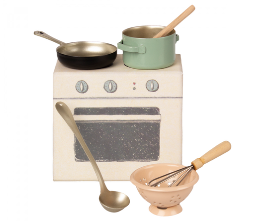 Miniature cooking set