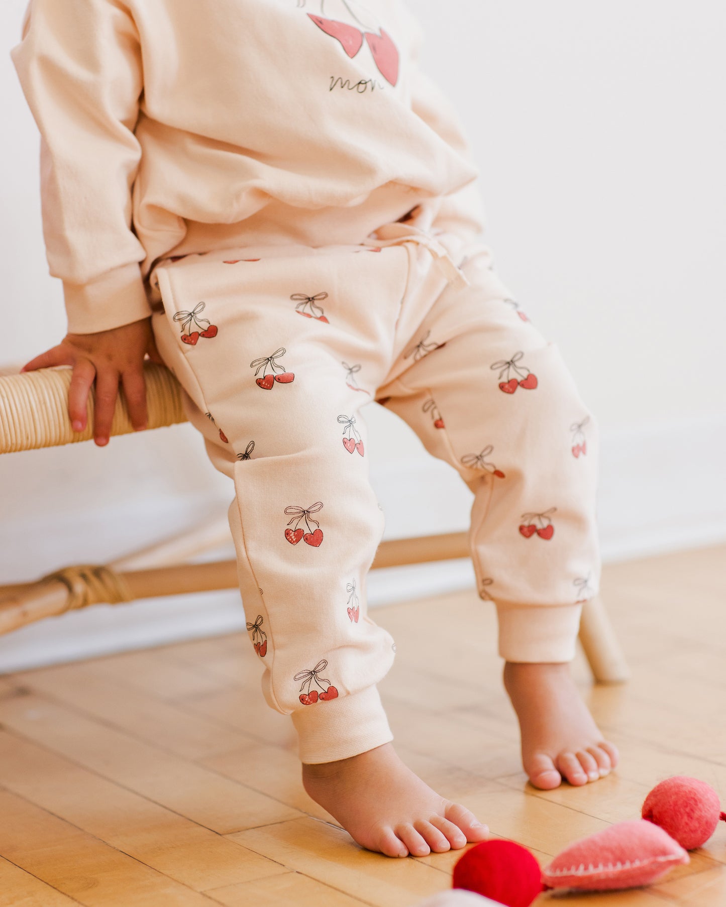 Relaxed Fleece Sweatpant & Sweatshirt || Mon Amour